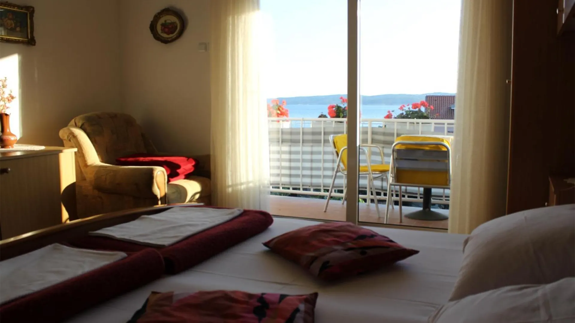 Apartments By The Sea Selce, Crikvenica - 4801 0*, Selce