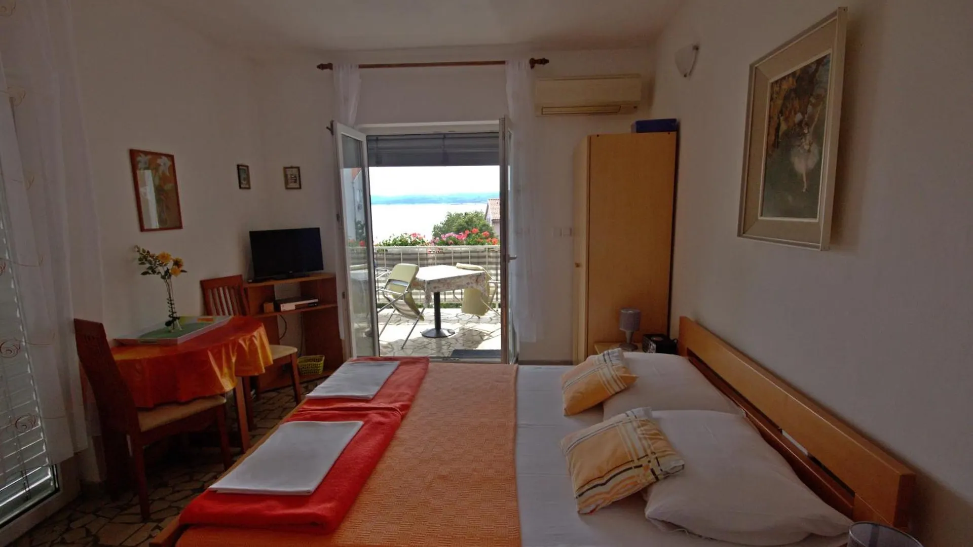Apartments By The Sea Selce, Crikvenica - 4801  Selce